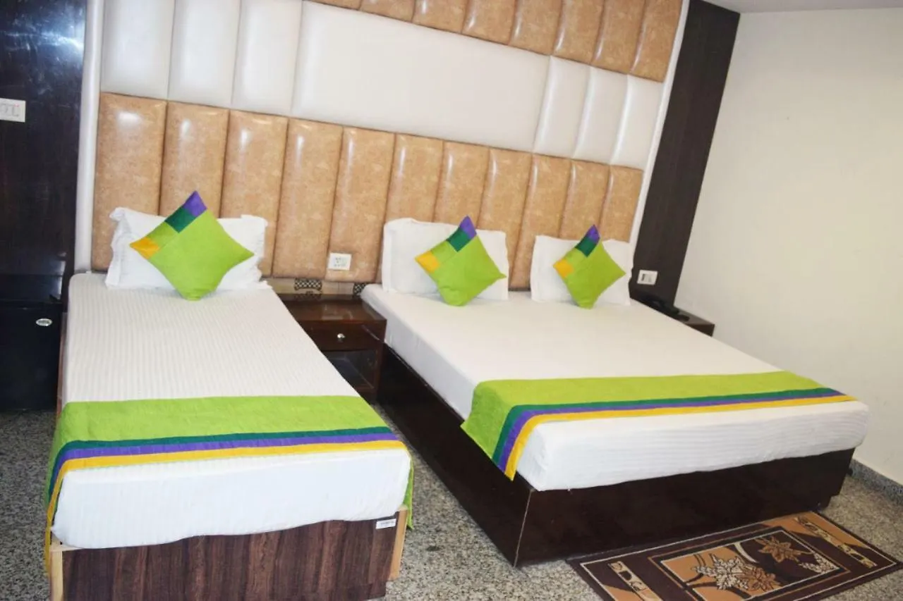 ***  Airport Hotel The Paramont New Delhi India